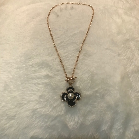 Nice Necklace and earrings - Picture 2 of 4